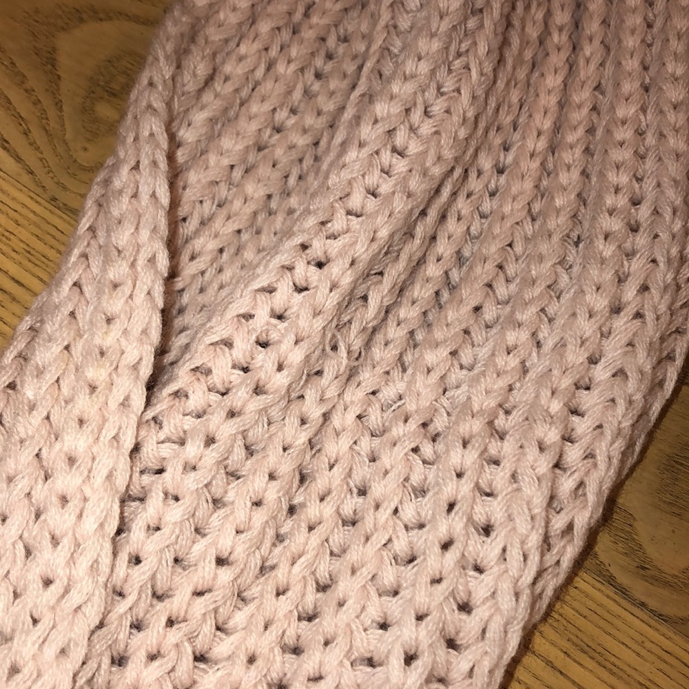 Scarf - Picture 3 of 4